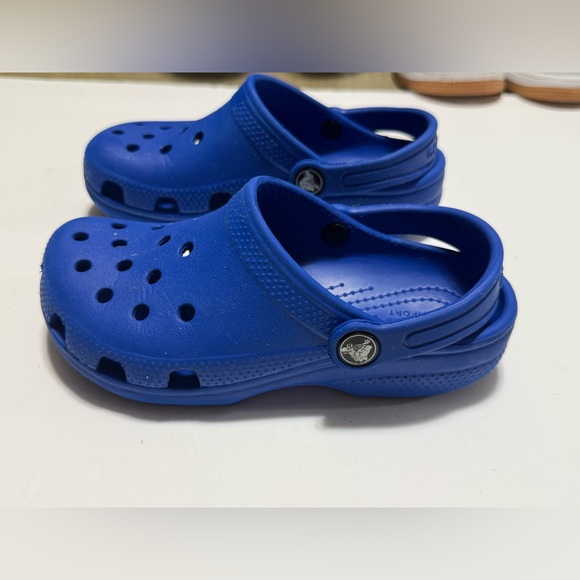 Crocs - Bright Blue size 13C Used - Picture 4 of 5